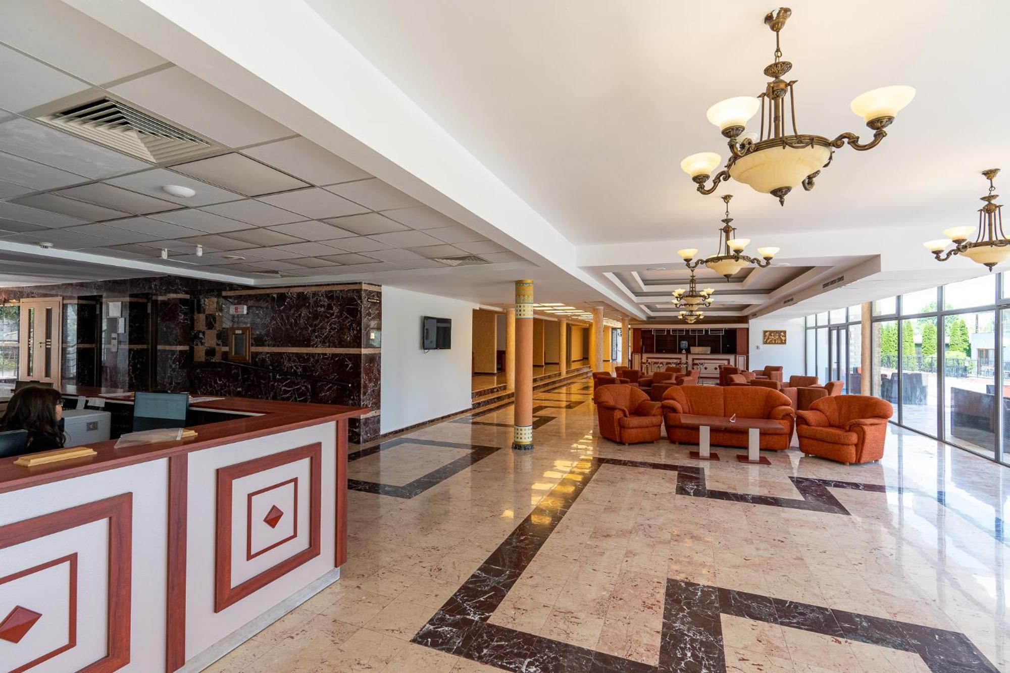 Safir Blue Hotel Saturn