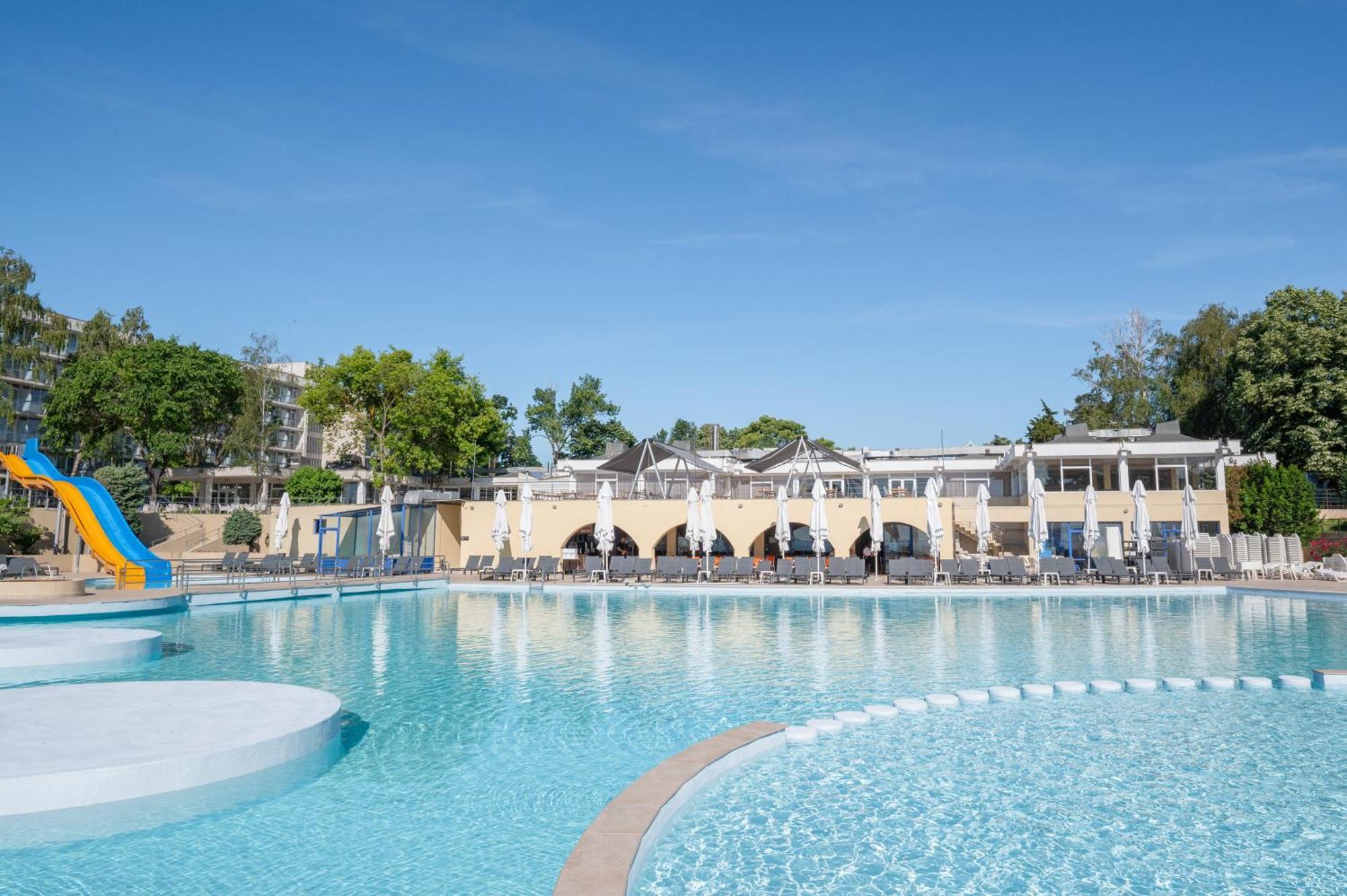 Hotel Safir Blue Saturn